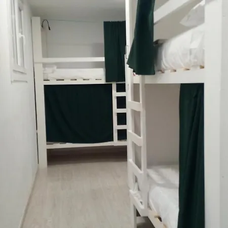 Fonte Dos Aloques Hostel *
