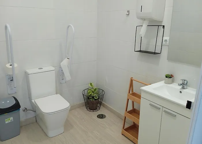 Hostel Fonte Dos Aloques *